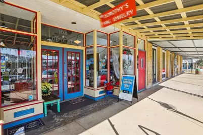 130 Hornet Street, Elgin, TX 78621 - Photo 3