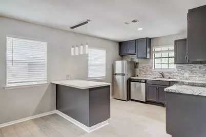 1806 Dixie Lane, Round Rock, TX 78664 - Photo 5