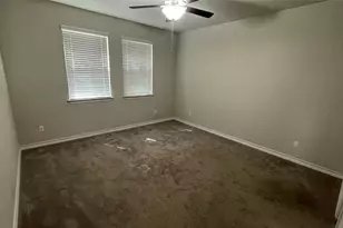 147 Mary Max Cir, San Marcos, TX 78666 - Photo 13