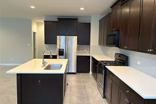 147 Mary Max Cir, San Marcos, TX 78666 - Photo 5
