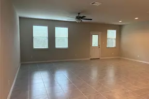 147 Mary Max Cir, San Marcos, TX 78666 - Photo 11