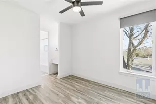 4701 Sara Dr, Austin, TX 78721 - Photo 15