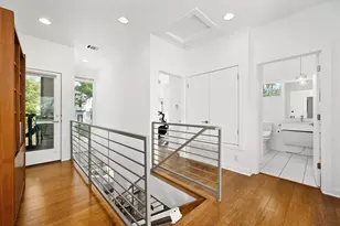 1903 E 17th St, Austin, TX 78702 - Photo 21