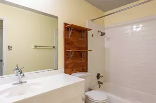 5006 Sara Dr, Austin, TX 78721 - Photo 5