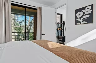 910 Tillery St, Austin, TX 78702 - Photo 15