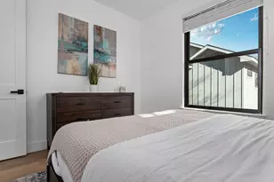 910 Tillery St, Austin, TX 78702 - Photo 21