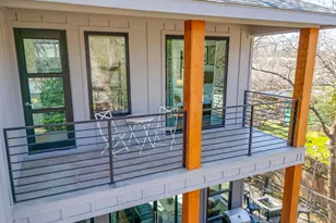 910 Tillery St, Austin, TX 78702 - Photo 27