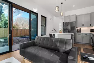 910 Tillery St, Austin, TX 78702 - Photo 9