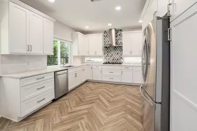 703 Ivy Court, Round Rock, TX 78681 - Photo 13