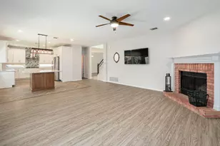 703 Ivy Ct, Round Rock, TX 78681 - Photo 3