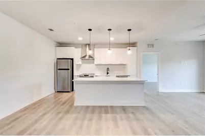 2500 Longview Street #402, Austin, TX 78705 - Photo 7