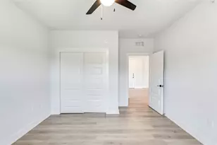 2500 Longview St, Austin, TX 78705 - Photo 21