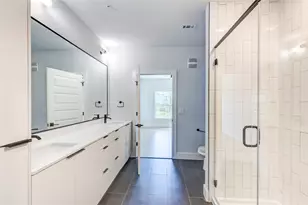 2500 Longview St, Austin, TX 78705 - Photo 17