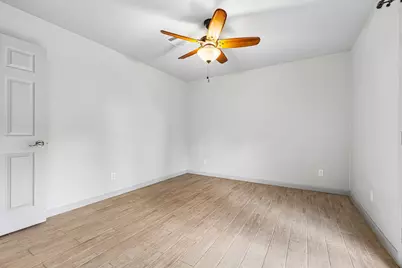 410 Magnolia Street, Bastrop, TX 78602 - Photo 19