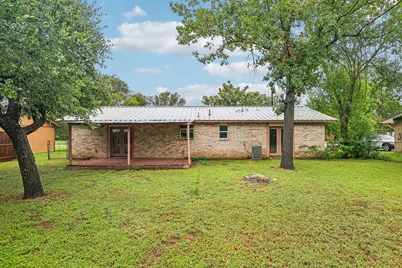 410 Magnolia Street, Bastrop, TX 78602 - Photo 27