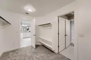 8012 Gault St, Austin, TX 78757 - Photo 21