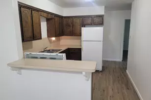 205 2nd Ave, Smithville, TX 78957 - Photo 9