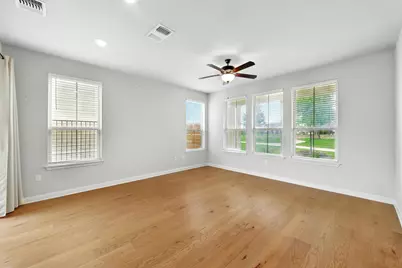 8007 Orizzonte Street, Austin, TX 78744 - Photo 5