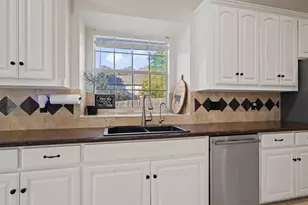 137 Roberts Cir, Georgetown, TX 78633 - Photo 13