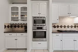 137 Roberts Cir, Georgetown, TX 78633 - Photo 15