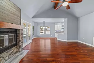 128 Mockingbird Ln, Georgetown, TX 78633 - Photo 11