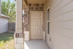 365 Cibolo Creek Dr, Kyle, TX 78640 - Photo 3