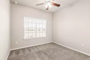 365 Cibolo Creek Dr, Kyle, TX 78640 - Photo 21