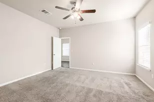 365 Cibolo Creek Dr, Kyle, TX 78640 - Photo 15