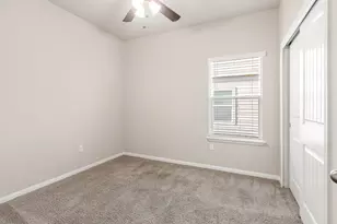 365 Cibolo Creek Dr, Kyle, TX 78640 - Photo 19