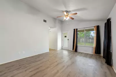 1704 W Pflugerville Parkway, Round Rock, TX 78664 - Photo 19