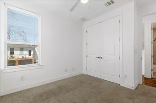 1114 Walton Ln, Austin, TX 78721 - Photo 17