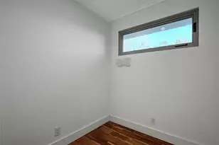 6803 Santos St, Austin, TX 78741 - Photo 19