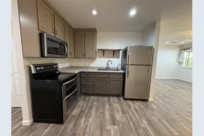 134 Elgin Woods Lane, Elgin, TX 78621 - Photo 9