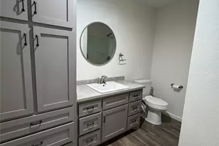 134 Elgin Woods Ln, Elgin, TX 78621 - Photo 11