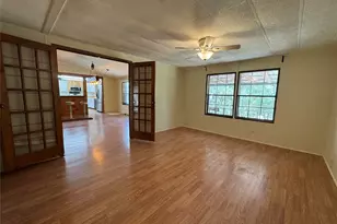 134 Elgin Woods Ln, Elgin, TX 78621 - Photo 25