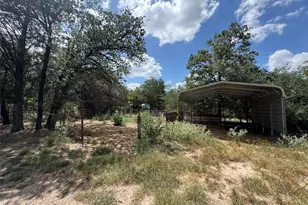 134 Elgin Woods Ln, Elgin, TX 78621 - Photo 19