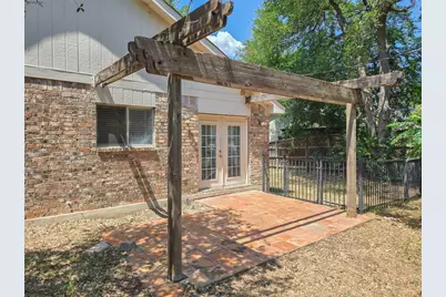 9511 Woodvale Drive, Austin, TX 78729 - Photo 19