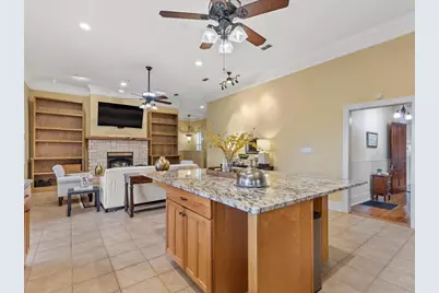 802 Main Street, Bastrop, TX 78602 - Photo 7