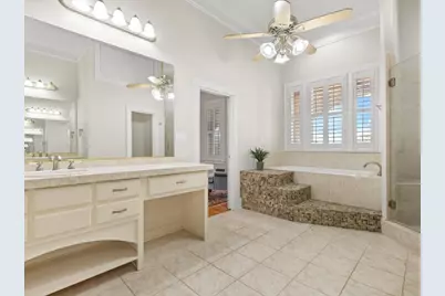 802 Main Street, Bastrop, TX 78602 - Photo 11