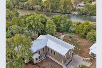 802 Main Street, Bastrop, TX 78602 - Photo 35