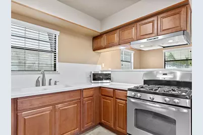 802 Main Street, Bastrop, TX 78602 - Photo 29