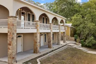 802 Main St, Bastrop, TX 78602 - Photo 33