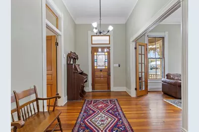 802 Main Street, Bastrop, TX 78602 - Photo 3