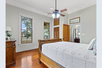 802 Main Street, Bastrop, TX 78602 - Photo 13