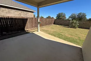 2440 Lobo Landing Cove, Georgetown, TX 78628 - Photo 27