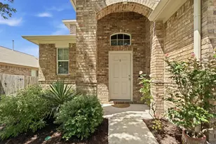 196 Lavender Ln, Buda, TX 78610 - Photo 9
