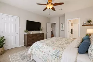 196 Lavender Ln, Buda, TX 78610 - Photo 13