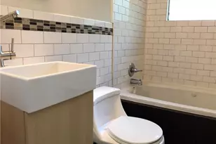 412 W Croslin St, Austin, TX 78752 - Photo 13