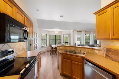 10102 Twin Lake Loop, Dripping Springs, TX 78620 - Photo 15
