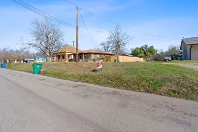 842 Kimbro Street, Taylor, TX 76574 - Photo 7